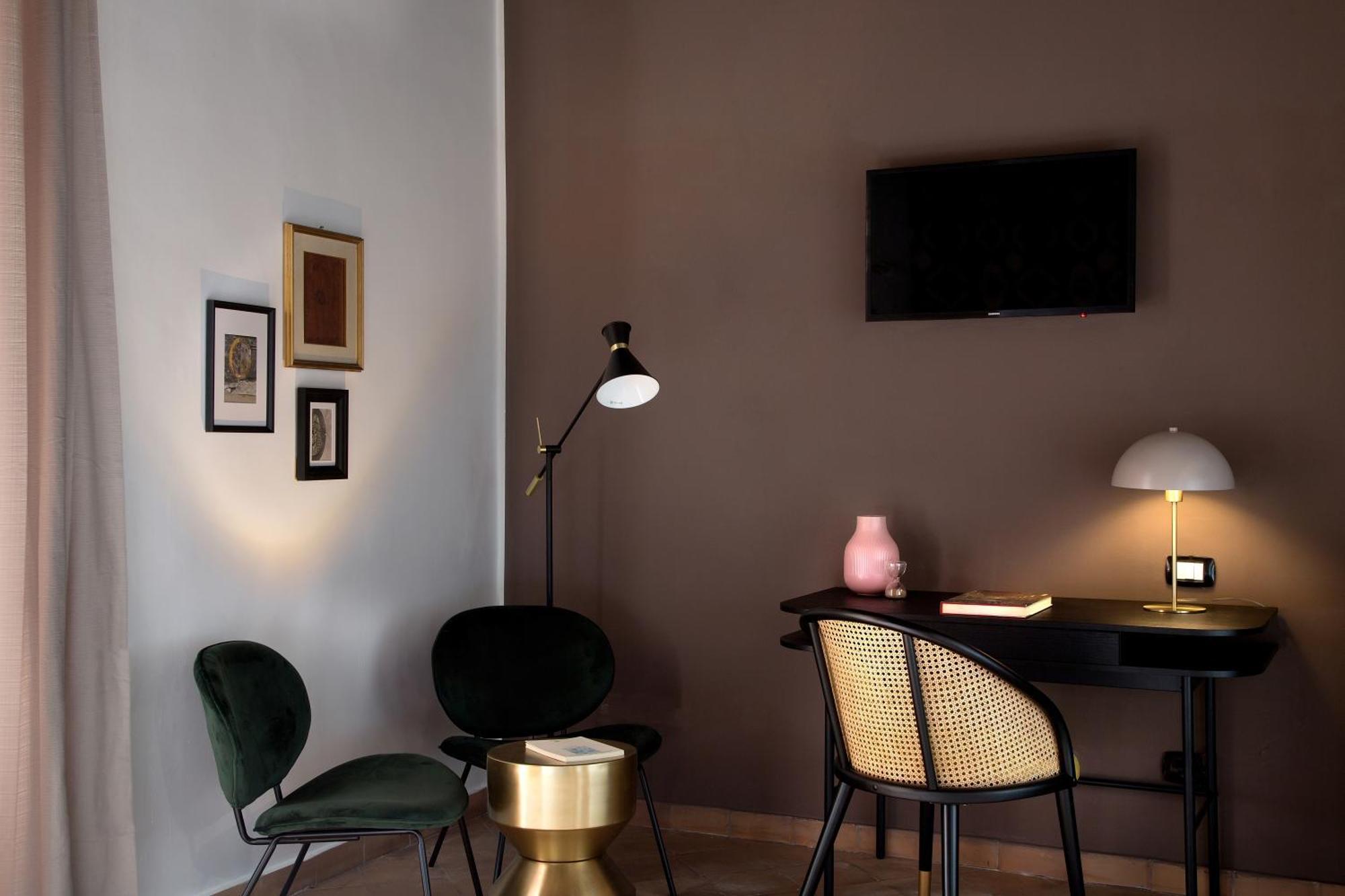 La Nova Bed And Museum Bed & Breakfast เนเปิลส์ ภายนอก รูปภาพ